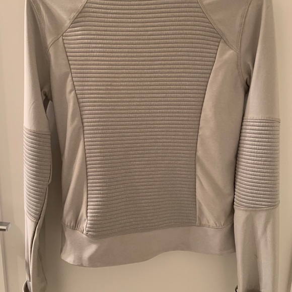 Athleisure jacket - Picture 3 of 4